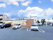 【兵庫県/西宮市小松北町】西宮市小松北町一丁目　中古戸建 セブン-イレブン 西宮若草町店（現地より約240m）