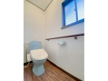 【兵庫県/西宮市北六甲台】西宮市北六甲台二丁目　中古戸建 トイレ：一階トイレ