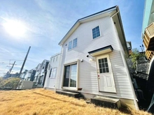 【神奈川県/横浜市青葉区あかね台】青葉区あかね台2丁目　中古戸建 外観