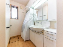 【神奈川県/横浜市青葉区鴨志田町】青葉区鴨志田町　中古戸建 洗面所