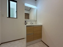 【神奈川県/横浜市泉区和泉町】泉区和泉町　新築戸建て　B号棟 洗面所