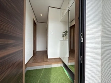 【神奈川県/横浜市泉区和泉町】泉区和泉町　新築戸建て　B号棟 玄関