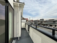 【神奈川県/横浜市泉区和泉町】泉区和泉町　新築戸建て　B号棟 バルコニー