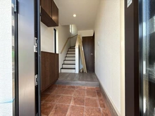 【神奈川県/横浜市旭区東希望が丘】旭区東希望が丘　新築戸建て　2号棟 玄関