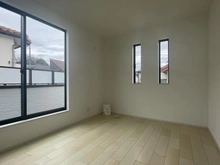 【神奈川県/横浜市都筑区東山田】都筑区東山田4丁目　新築戸建 洋室