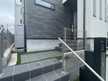 【神奈川県/横浜市都筑区東山田】都筑区東山田4丁目　新築戸建 玄関