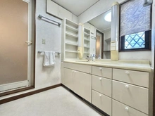 【神奈川県/横浜市青葉区柿の木台】青葉区柿の木台　中古戸建 洗面所