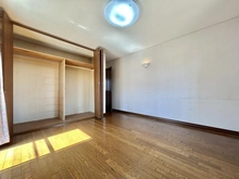 【神奈川県/横浜市青葉区柿の木台】青葉区柿の木台　中古戸建 洋室