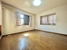 【神奈川県/横浜市青葉区柿の木台】青葉区柿の木台　中古戸建 洋室