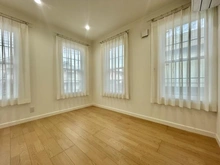 【神奈川県/横浜市青葉区榎が丘】青葉区榎が丘　中古戸建 洋室：約5.3帖