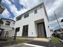 【神奈川県/横浜市都筑区東山田】都筑区東山田第1　新築戸建て1号棟 外観：全2棟／正面