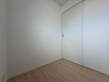 【神奈川県/横浜市都筑区東山田】都筑区東山田第1　新築戸建て1号棟 洋室