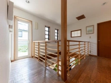 【神奈川県/横浜市青葉区鴨志田町】青葉区鴨志田町　中古戸建 廊下