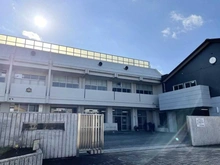 【神奈川県/横浜市緑区青砥町】プラウドシーズン横浜中山　陽光の街 横浜市立緑が丘中学校（現地より約2,100m）