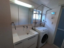 【神奈川県/横浜市青葉区大場町】青葉区大場町　中古戸建て 洗面所：家具調度品は価格に含まれません