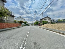 【神奈川県/横浜市青葉区鴨志田町】青葉区鴨志田町　新築戸建　1号棟 前面道路：南東側　幅員：約9.0ｍ