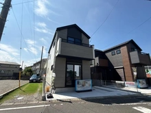 【神奈川県/相模原市南区上鶴間】相模原市南区上鶴間13期　新築戸建て2号棟 外観：全2棟／左側