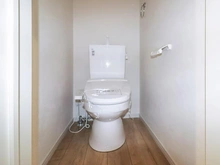 【神奈川県/横浜市緑区長津田】緑区長津田1丁目 新築戸建て 2号棟 トイレ:1階