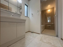 【神奈川県/横浜市緑区いぶき野】緑区いぶき野　新築戸建て　2‐E号棟 洗面所