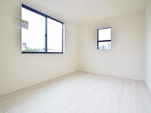 【神奈川県/横浜市鶴見区朝日町】鶴見区朝日町2丁目　新築戸建て1号棟　 洋室