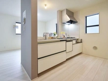 【神奈川県/横浜市鶴見区朝日町】鶴見区朝日町2丁目　新築戸建て2号棟　 キッチン