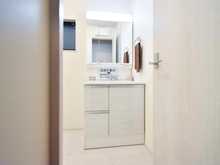 【神奈川県/横浜市鶴見区朝日町】鶴見区朝日町2丁目　新築戸建て2号棟　 洗面所