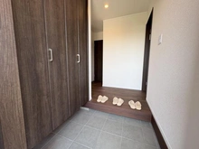 【神奈川県/横浜市港北区高田西】港北区高田西5丁目　新築戸建 玄関