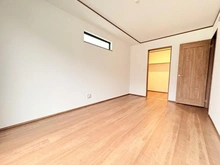 【神奈川県/横浜市港北区下田町】港北区下田町　新築戸建　A号棟 洋室