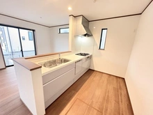 【神奈川県/横浜市港北区下田町】港北区下田町　新築戸建　B号棟 LDK