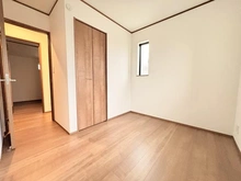 【神奈川県/横浜市港北区下田町】港北区下田町　新築戸建　B号棟 洋室