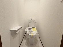 【神奈川県/横浜市港北区下田町】港北区下田町　新築戸建　B号棟 トイレ