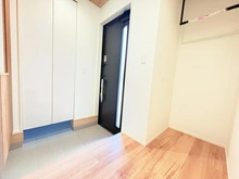 【神奈川県/横浜市緑区長津田】緑区長津田2丁目　新築戸建　A号棟 玄関