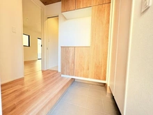 【神奈川県/横浜市緑区長津田】緑区長津田2丁目　新築戸建　A号棟 玄関