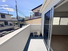 【神奈川県/横浜市青葉区奈良町】青葉区奈良町　中古戸建 バルコニー