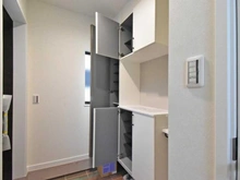 【神奈川県/横浜市青葉区元石川町】青葉区元石川町　新築戸建 玄関