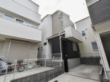 【神奈川県/横浜市緑区東本郷】緑区東本郷6丁目　中古戸建 外観：写真中央奥