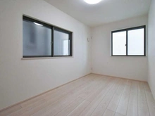 【神奈川県/横浜市緑区東本郷】緑区東本郷6丁目　中古戸建 洋室