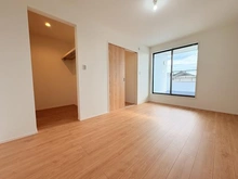 【神奈川県/横浜市緑区北八朔町】緑区北八朔町　新築戸建 洋室