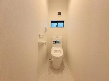 【神奈川県/横浜市緑区北八朔町】緑区北八朔町　新築戸建 トイレ