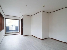 【神奈川県/横浜市青葉区大場町】青葉区大場町　中古戸建 リビング・ダイニング