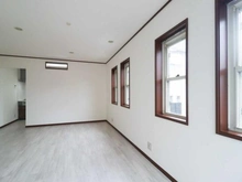 【神奈川県/横浜市青葉区大場町】青葉区大場町　中古戸建 リビング・ダイニング