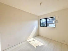 【神奈川県/横浜市青葉区すみよし台】青葉区すみよし台　新築戸建て 洋室