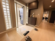 【神奈川県/横浜市港北区日吉本町】港北区日吉本町5丁目　中古戸建 玄関