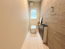 【神奈川県/横浜市港北区日吉本町】港北区日吉本町5丁目　中古戸建 トイレ