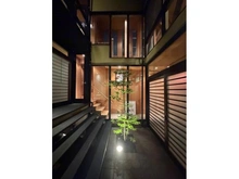 【神奈川県/川崎市麻生区上麻生】麻生区上麻生二丁目　中古戸建 中庭