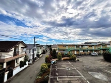 【神奈川県/横浜市青葉区梅が丘】青葉区梅が丘　中古戸建 眺望：南側洋室から