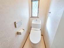 【神奈川県/横浜市青葉区あかね台】青葉区あかね台1丁目　中古戸建 トイレ