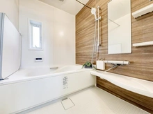 【千葉県/柏市若柴】柏市若柴　中古戸建 浴室