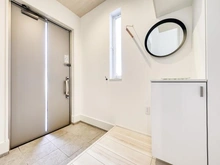 【千葉県/柏市若柴】柏市若柴　中古戸建 玄関