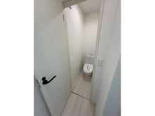 【千葉県/船橋市前原西】船橋市前原西1丁目 　新築戸建　1号棟 トイレ